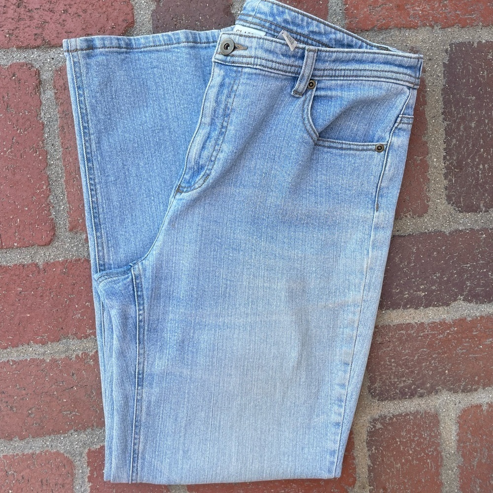 Classic elements faded jeans